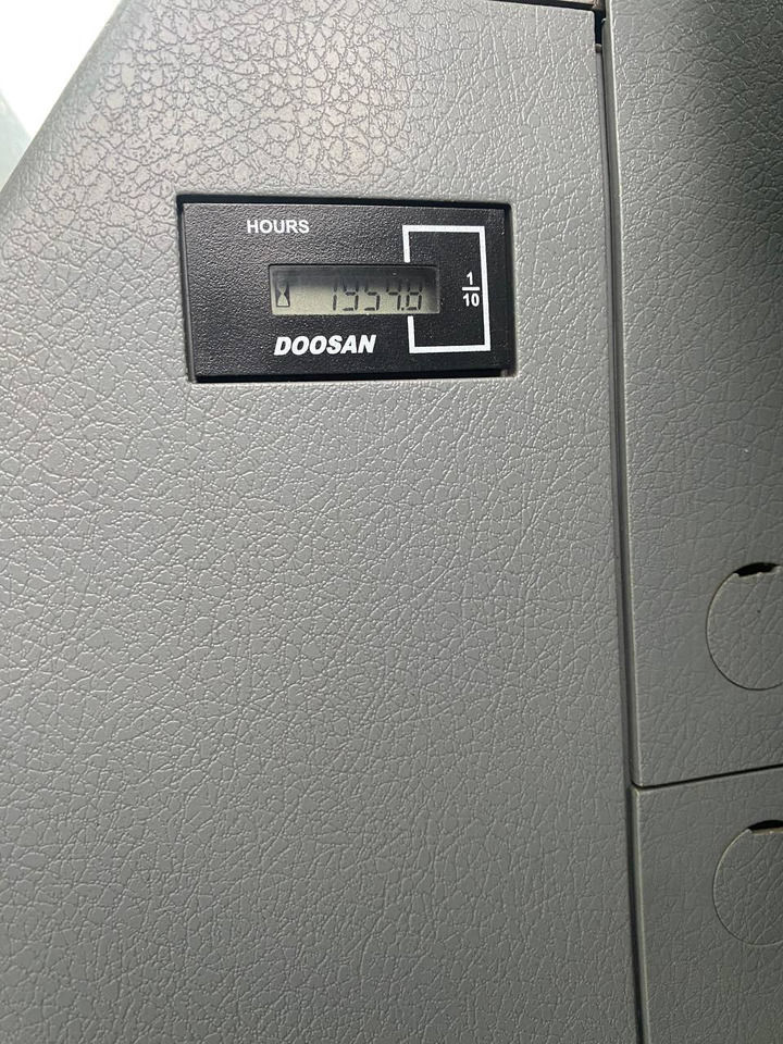 Novu Bager guseničar DOOSAN DX 340LCA: slika 7