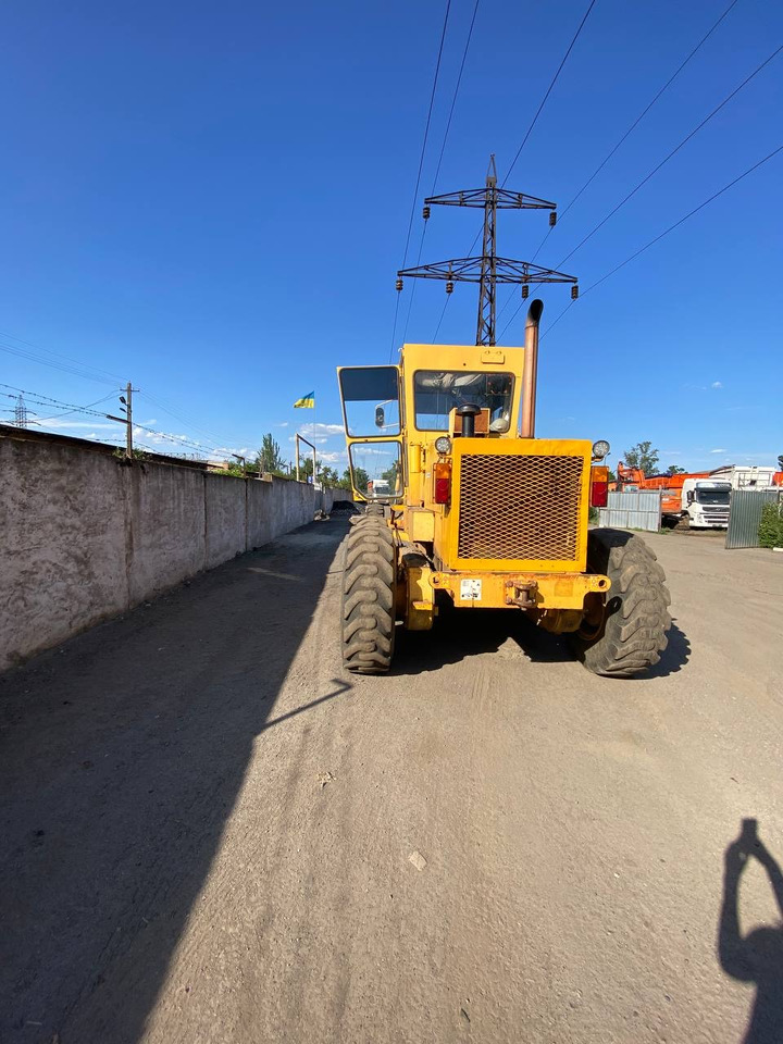 KOMATSU GD661А-1 - Grejder: slika 3 KOMATSU GD661А-1 - Grejder: slika 3