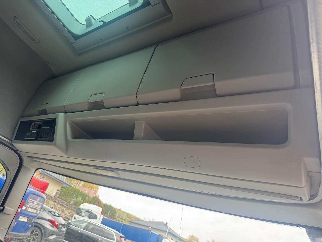 FORD F-Max 500 Trucks - Kabina i enterijer: slika 3 FORD F-Max 500 Trucks - Kabina i enterijer: slika 3