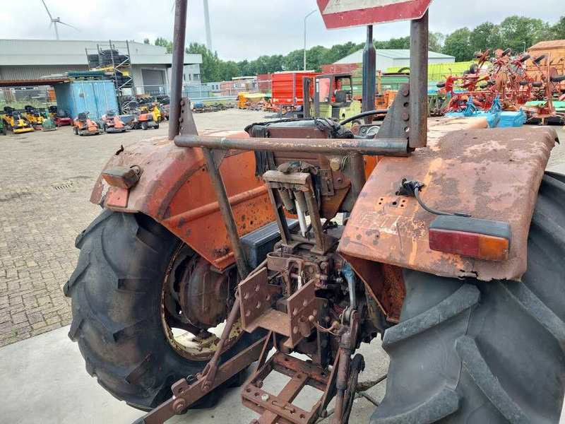 Traktor Fiat 640/8: slika 9