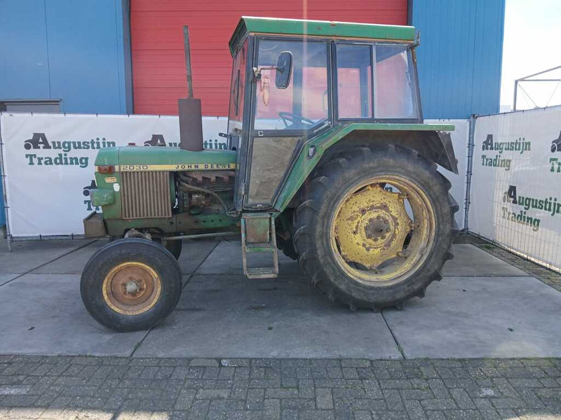 John Deere 2030 VCE - Traktor: slika 1 John Deere 2030 VCE - Traktor: slika 1