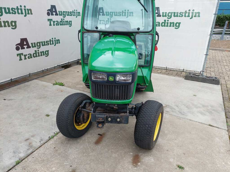 John Deere 2320 - Mali traktor: slika 3 John Deere 2320 - Mali traktor: slika 3
