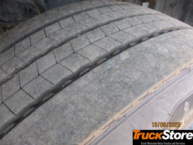 Mercedes-Benz Arocs 1846 LK - Kamion za utovaranje kontejnera: slika 2 Mercedes-Benz Arocs 1846 LK - Kamion za utovaranje kontejnera: slika 2