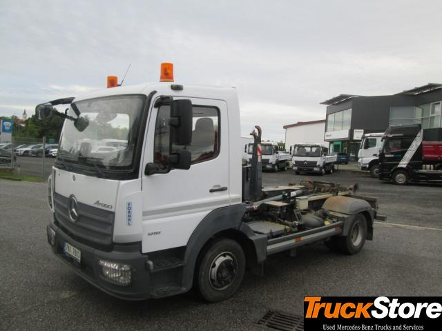 Mercedes-Benz Atego 916 - Kamion sa hidrauličnom kukom: slika 1 Mercedes-Benz Atego 916 - Kamion sa hidrauličnom kukom: slika 1