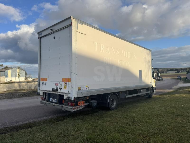 Kamion sa zatvorenim sandukom DAF LF 210 FA: slika 8 Kamion sa zatvorenim sandukom DAF LF 210 FA: slika 8