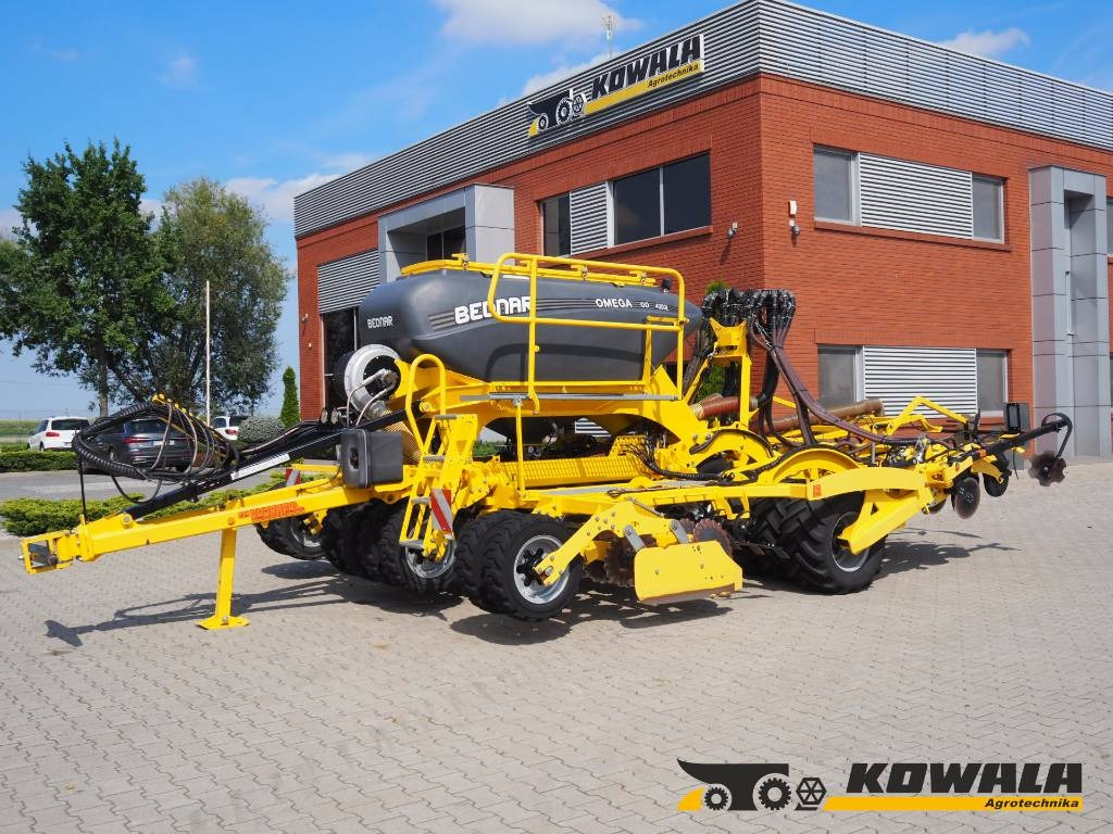 Bednar OMEGA OO 4000L - Kombinovana mašina za setvu: slika 1 Bednar OMEGA OO 4000L - Kombinovana mašina za setvu: slika 1