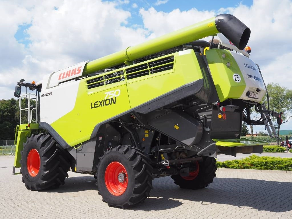 Claas Lexion 750 GPS + V770 - Kombinovani kombajn: slika 2 Claas Lexion 750 GPS + V770 - Kombinovani kombajn: slika 2