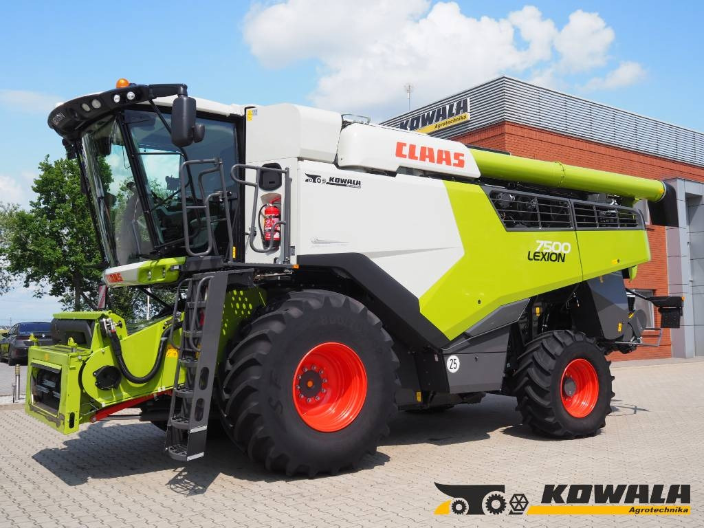 Claas Lexion 7500 + V930 - Kombinovani kombajn: slika 1 Claas Lexion 7500 + V930 - Kombinovani kombajn: slika 1