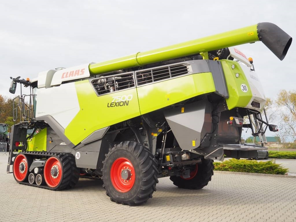 Claas Lexion 7500TT GPS + V930 - Kombinovani kombajn: slika 2 Claas Lexion 7500TT GPS + V930 - Kombinovani kombajn: slika 2