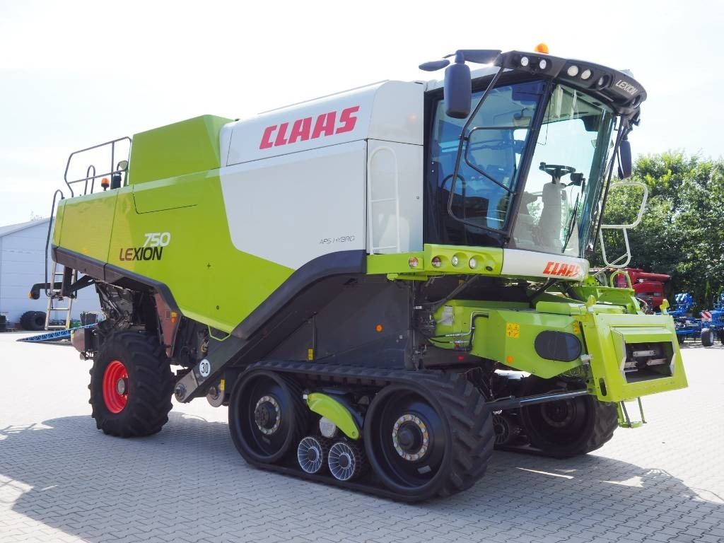 Claas Lexion 750TT + V900 - Kombinovani kombajn: slika 4 Claas Lexion 750TT + V900 - Kombinovani kombajn: slika 4