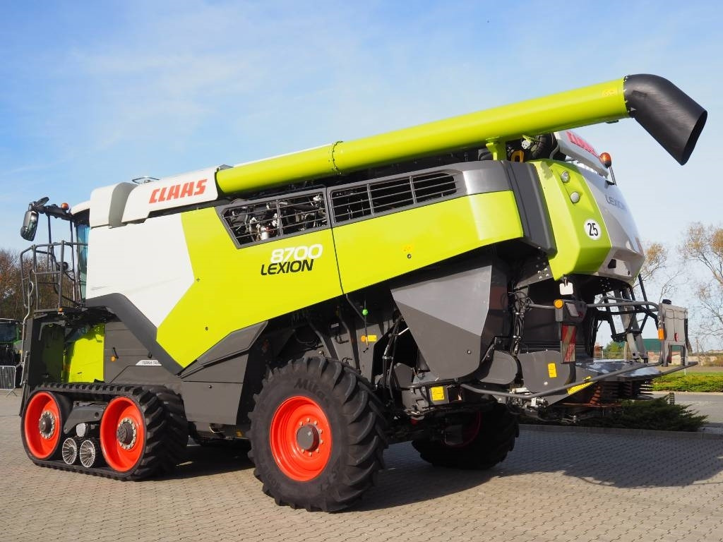 Claas Lexion 8700TT + V1080 2-stage threshing drum drive  - Kombinovani kombajn: slika 2 Claas Lexion 8700TT + V1080 2-stage threshing drum drive  - Kombinovani kombajn: slika 2