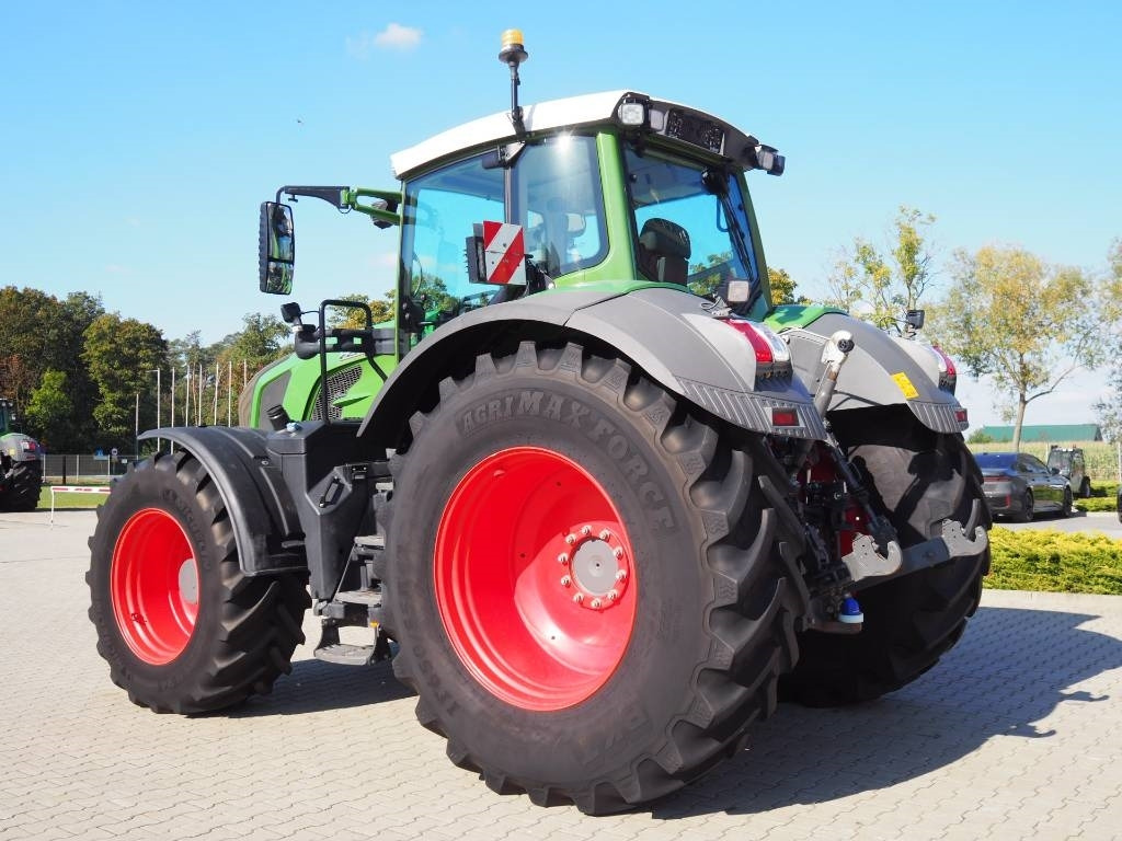 Fendt 824 Vario S4 ProfiPlus, GPS  - Traktor: slika 2 Fendt 824 Vario S4 ProfiPlus, GPS  - Traktor: slika 2