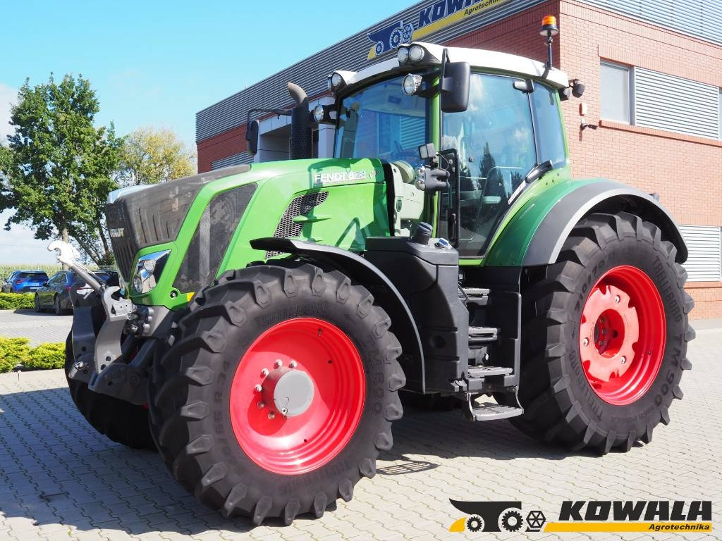 Fendt 828 Vario S4 ProfiPlus, GPS - Traktor: slika 1 Fendt 828 Vario S4 ProfiPlus, GPS - Traktor: slika 1