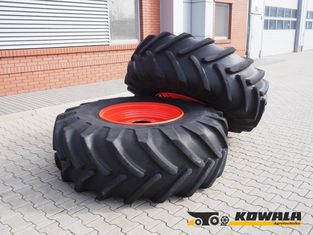 Michelin Agricultural Wheels 650/75 R32 - Claas Jaguar - Guma za Poljoprivredna mašina: slika 1 Michelin Agricultural Wheels 650/75 R32 - Claas Jaguar - Guma za Poljoprivredna mašina: slika 1