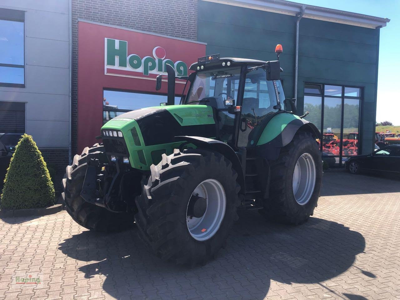 Deutz-Fahr 7210 TTV - Traktor: slika 1 Deutz-Fahr 7210 TTV - Traktor: slika 1