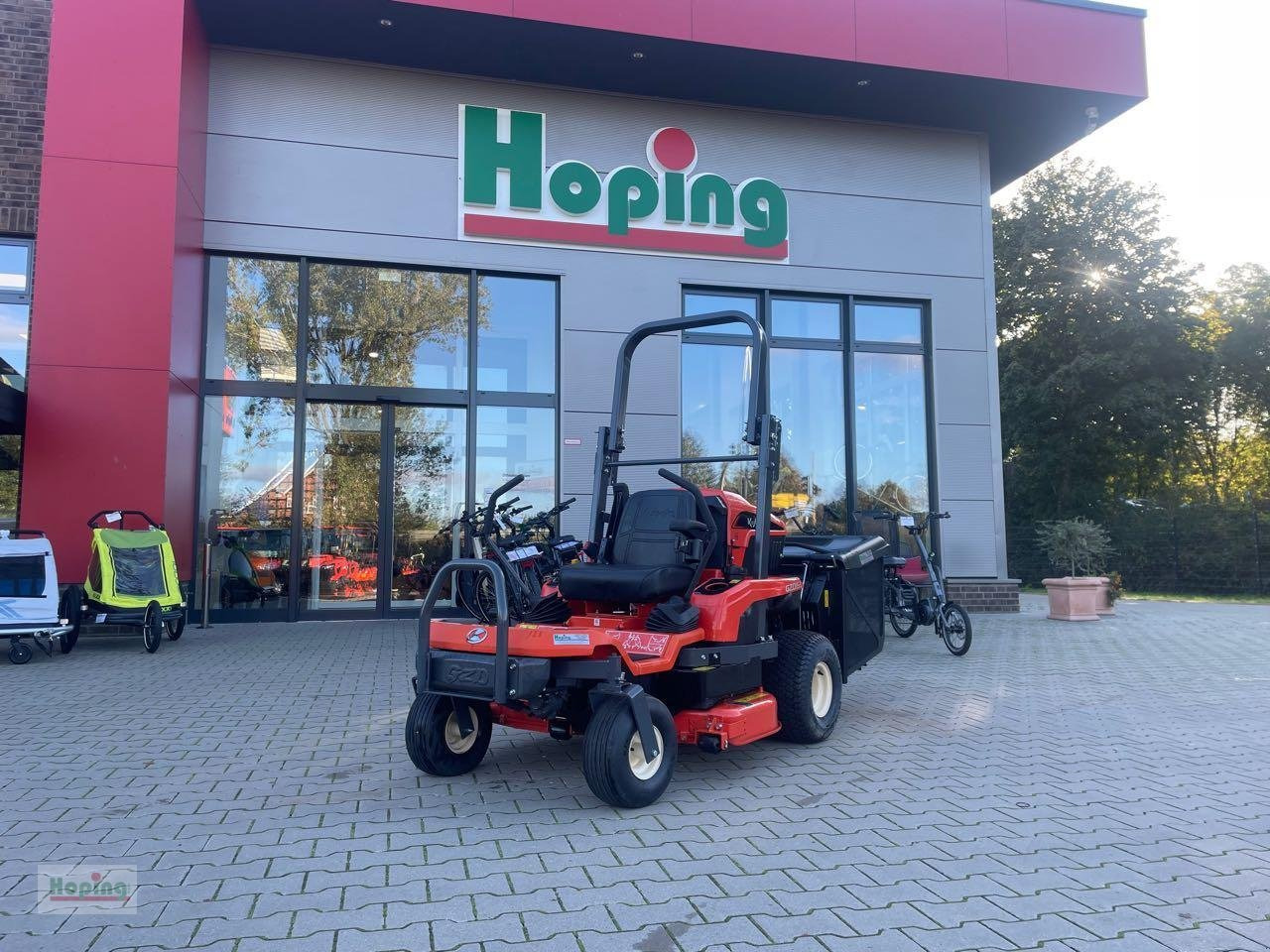 Kubota GZD 15 LD - Baštenska kosačica: slika 1 Kubota GZD 15 LD - Baštenska kosačica: slika 1