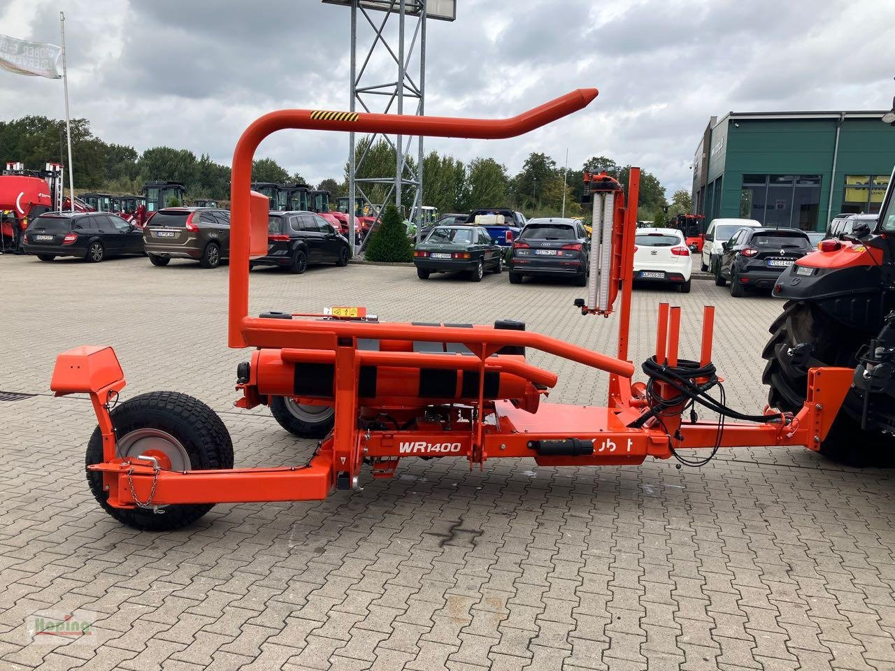 Kubota WR1400 - Omotač za bale: slika 4 Kubota WR1400 - Omotač za bale: slika 4