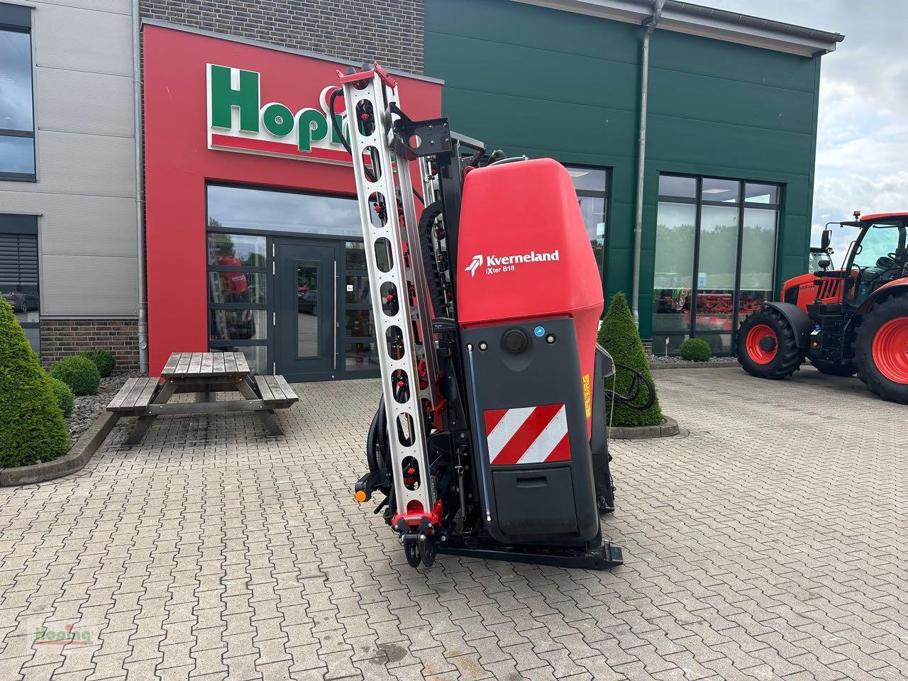 Kverneland IXter B18 1.800 iXsray - Prskalica montirana na traktor: slika 1 Kverneland IXter B18 1.800 iXsray - Prskalica montirana na traktor: slika 1