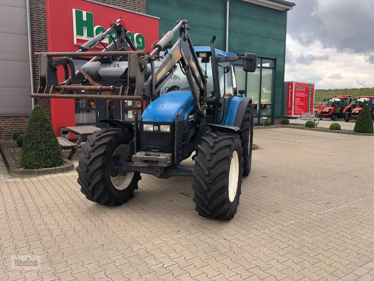 New Holland TSA 115 - Traktor: slika 2 New Holland TSA 115 - Traktor: slika 2