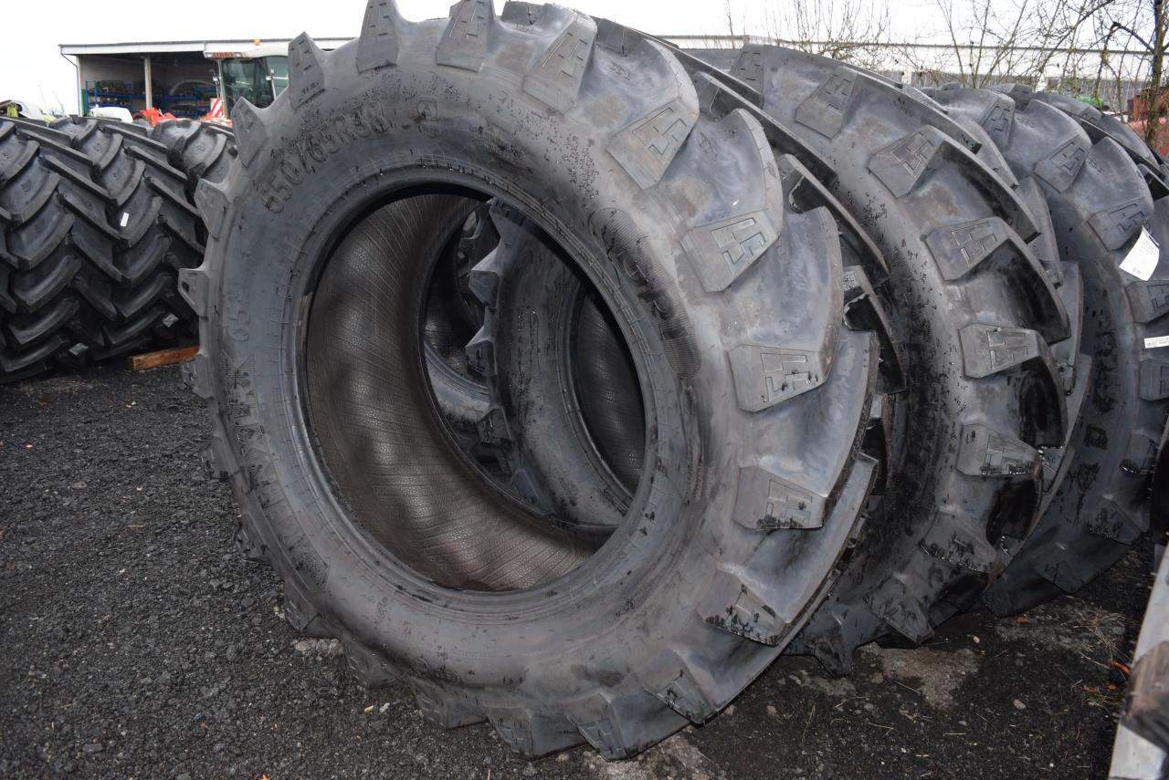 650/65R38 *GRI* - Guma: slika 1 650/65R38 *GRI* - Guma: slika 1