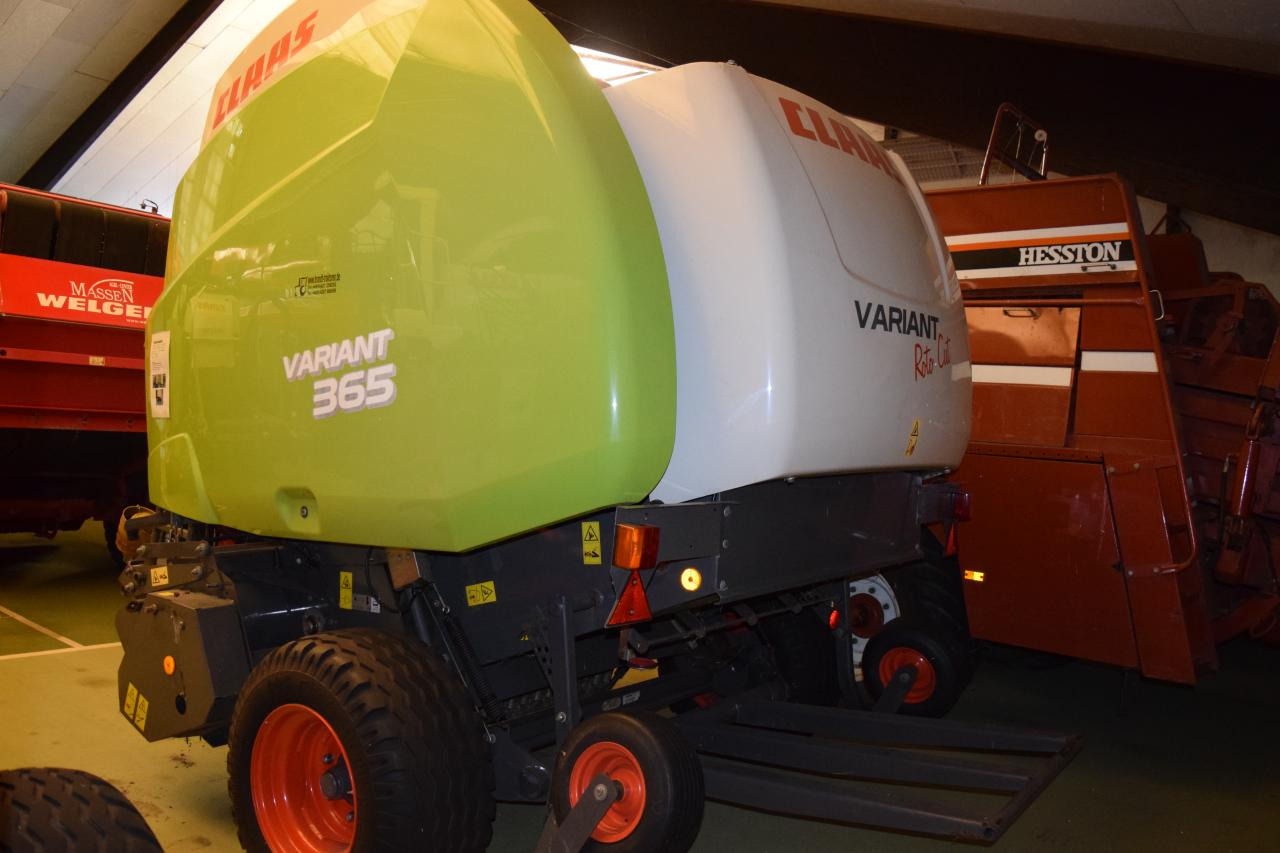CLAAS Variant 365 RC - Balirka za okrugle bale: slika 4 CLAAS Variant 365 RC - Balirka za okrugle bale: slika 4
