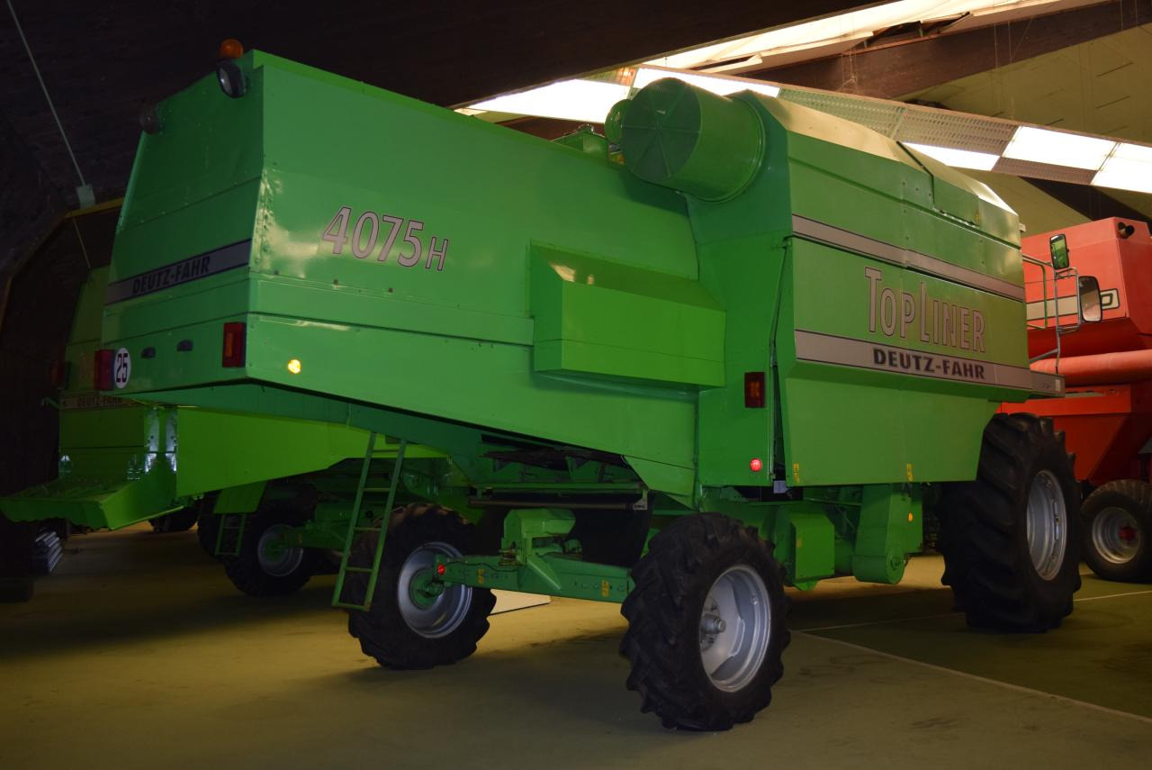Deutz-Fahr 4075 H TopLiner - Kombinovani kombajn: slika 4 Deutz-Fahr 4075 H TopLiner - Kombinovani kombajn: slika 4
