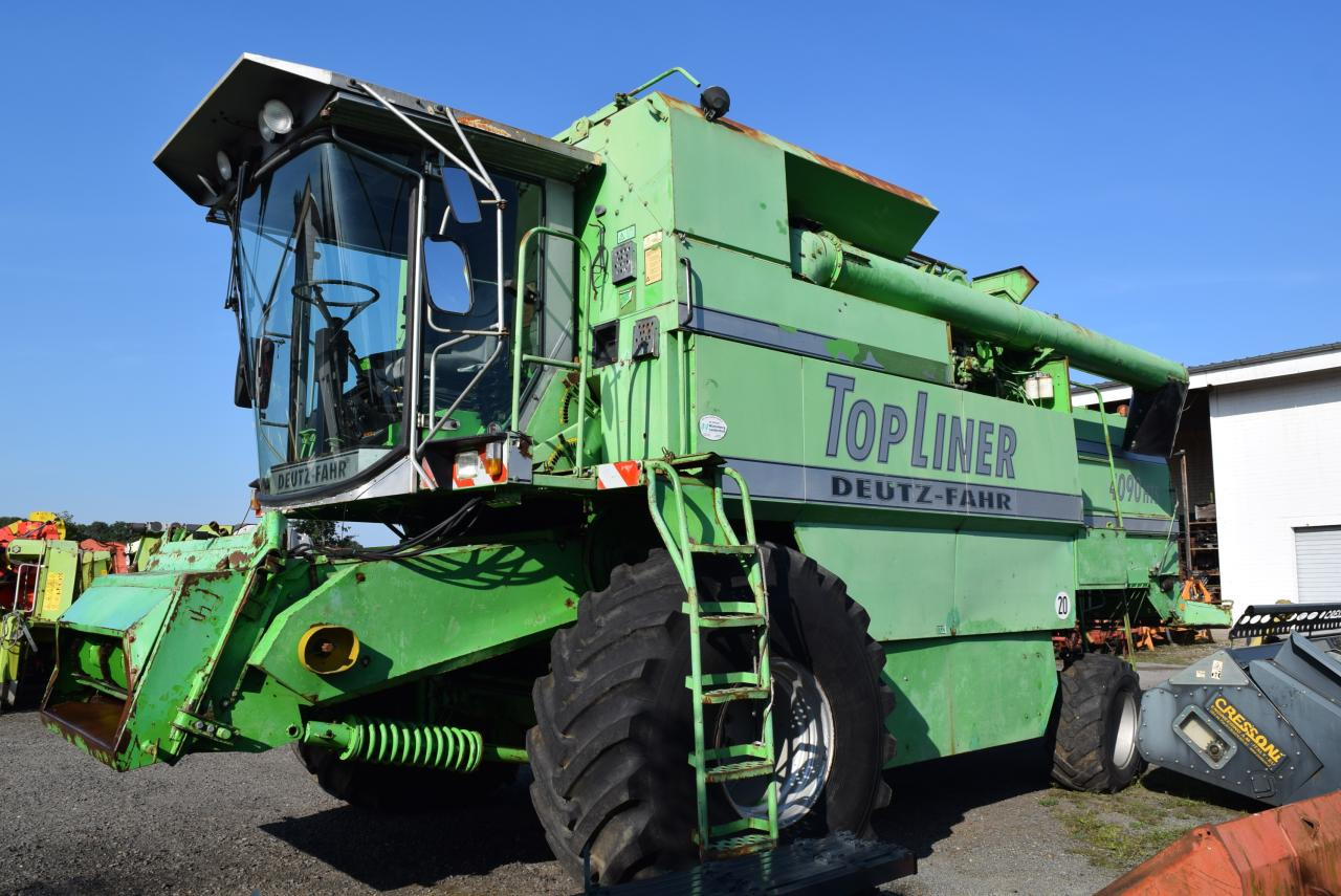 Deutz-Fahr 4090 HTS TopL. - Kombinovani kombajn: slika 1 Deutz-Fahr 4090 HTS TopL. - Kombinovani kombajn: slika 1