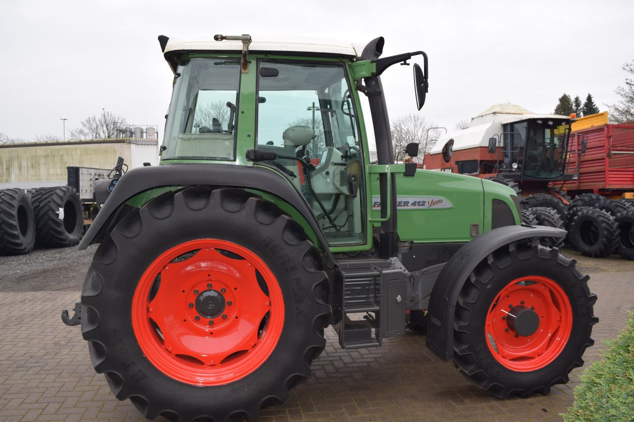 Fendt 412 Vario - Traktor: slika 4 Fendt 412 Vario - Traktor: slika 4
