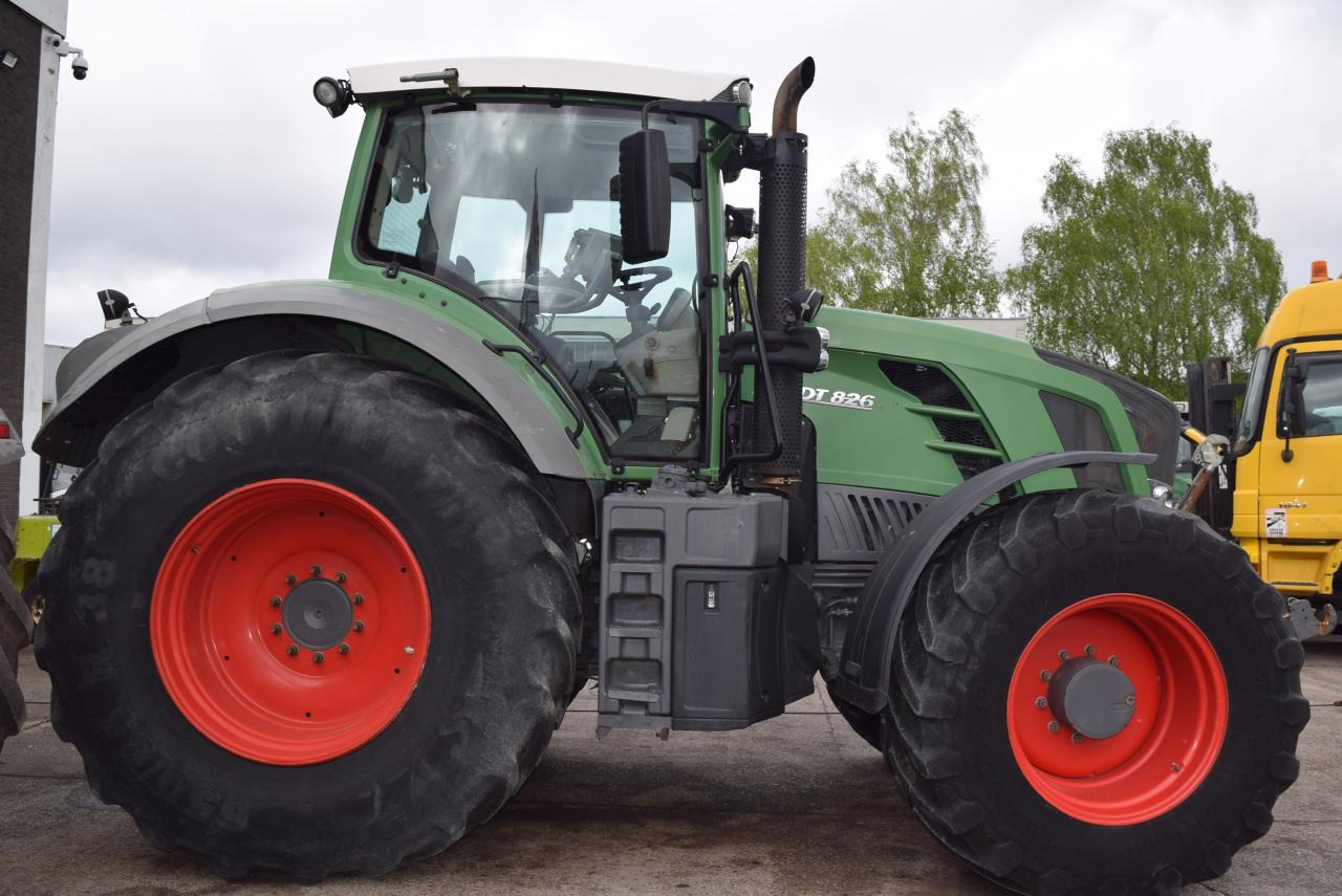 Fendt 826 Vario SCR ProfiPlus - Traktor: slika 4 Fendt 826 Vario SCR ProfiPlus - Traktor: slika 4