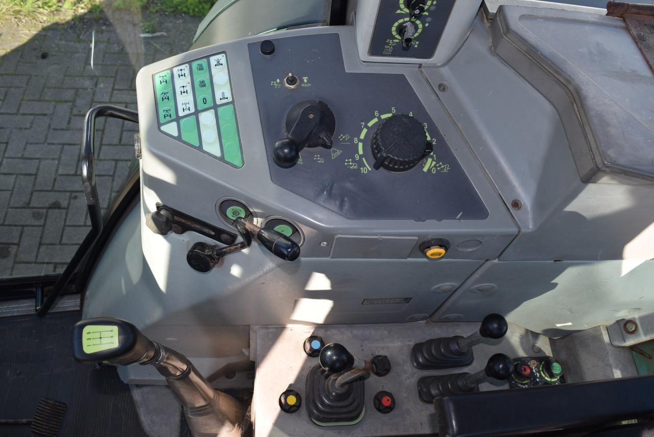 Traktor Fendt Favorit 512: slika 11 Traktor Fendt Favorit 512: slika 11