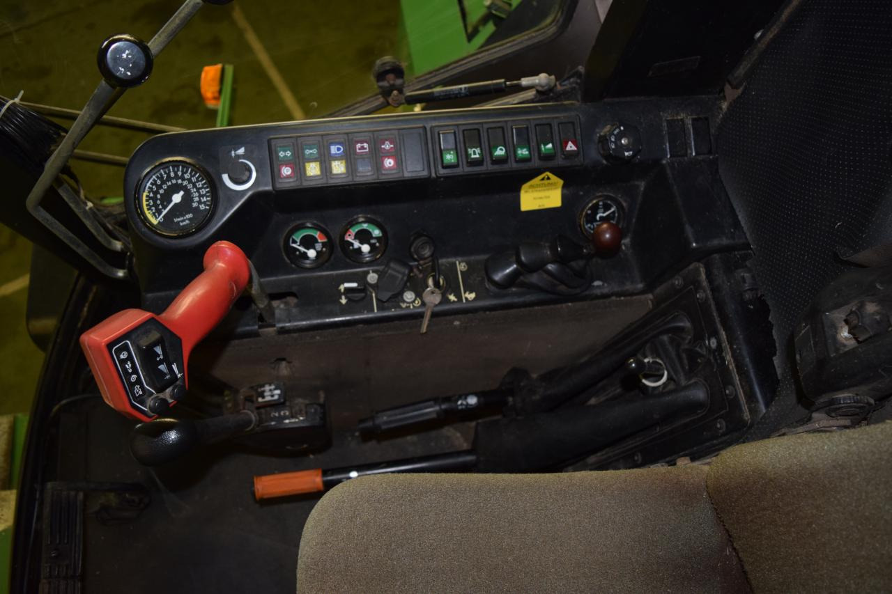 Kombinovani kombajn John Deere 1177: slika 10 Kombinovani kombajn John Deere 1177: slika 10