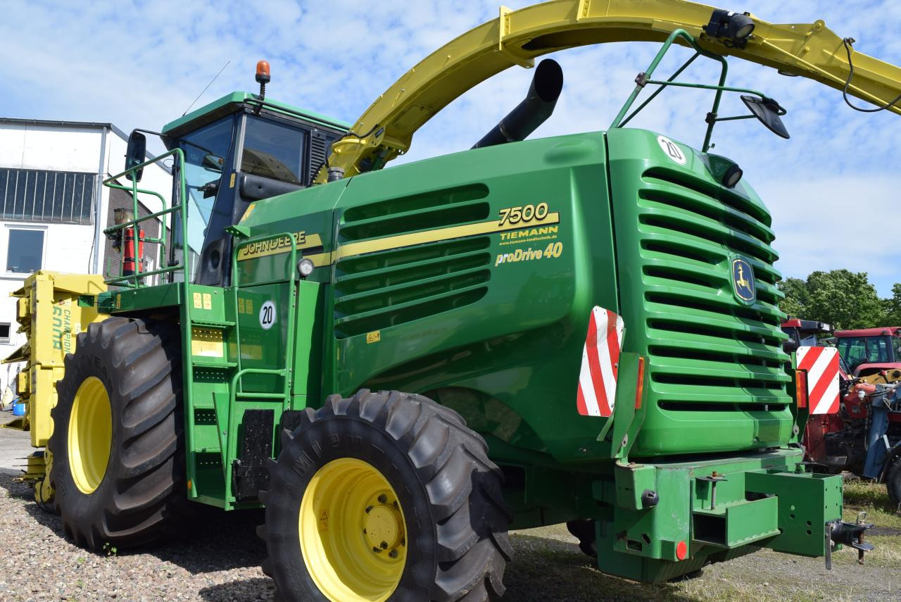 John Deere 7400 - Kombajn za stočnu hranu: slika 3 John Deere 7400 - Kombajn za stočnu hranu: slika 3