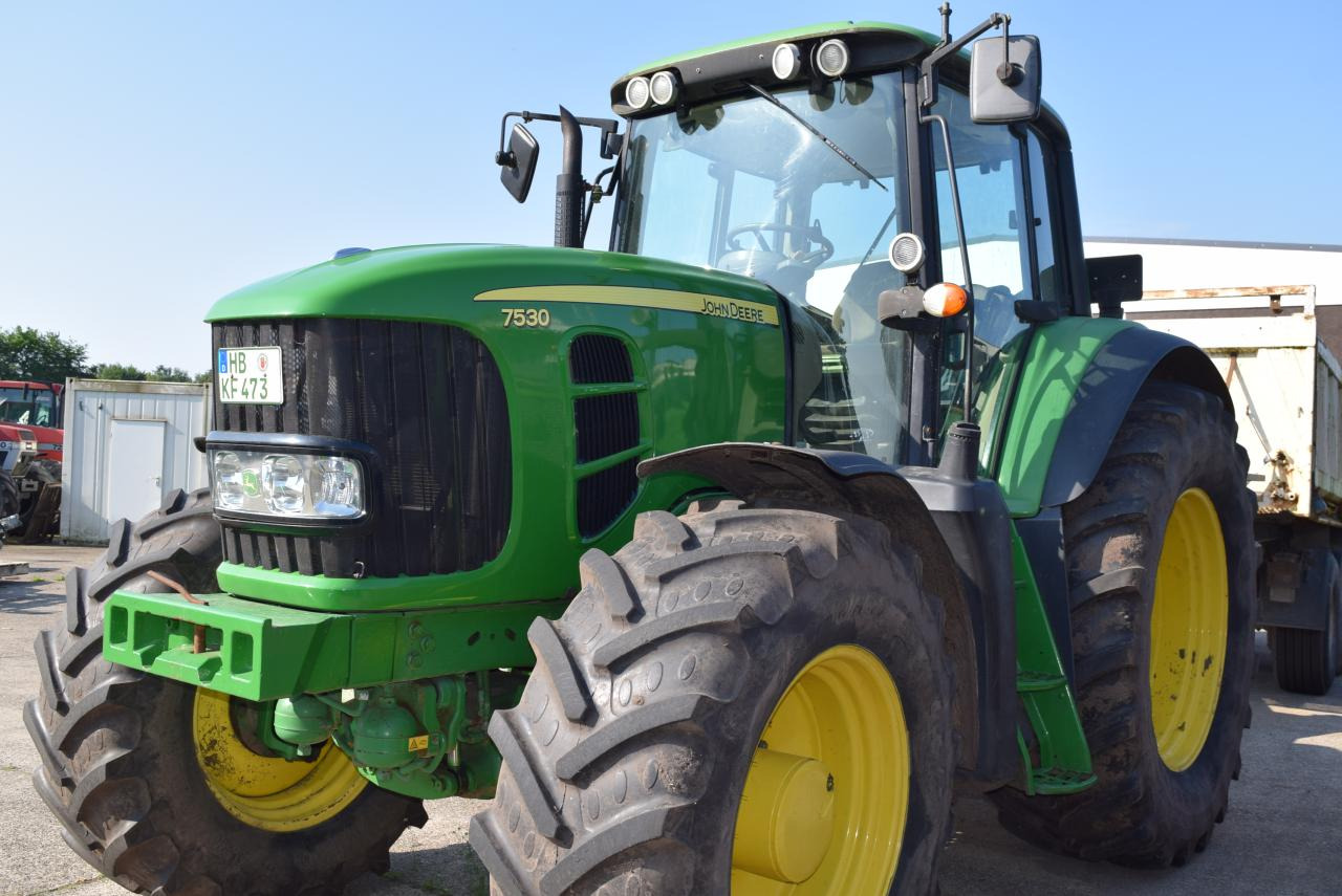 John Deere 7530 Premium - Traktor: slika 1 John Deere 7530 Premium - Traktor: slika 1