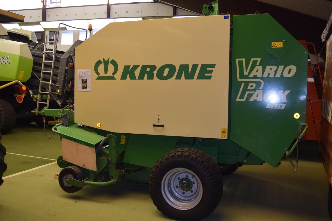 Krone Vario Pack 1500 - Balirka za okrugle bale: slika 2 Krone Vario Pack 1500 - Balirka za okrugle bale: slika 2