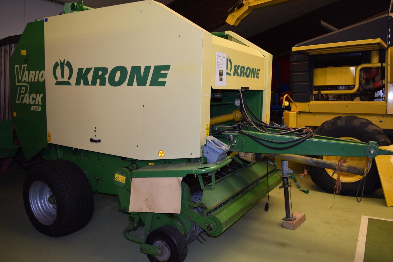 Krone Vario Pack 1500 - Balirka za okrugle bale: slika 1 Krone Vario Pack 1500 - Balirka za okrugle bale: slika 1