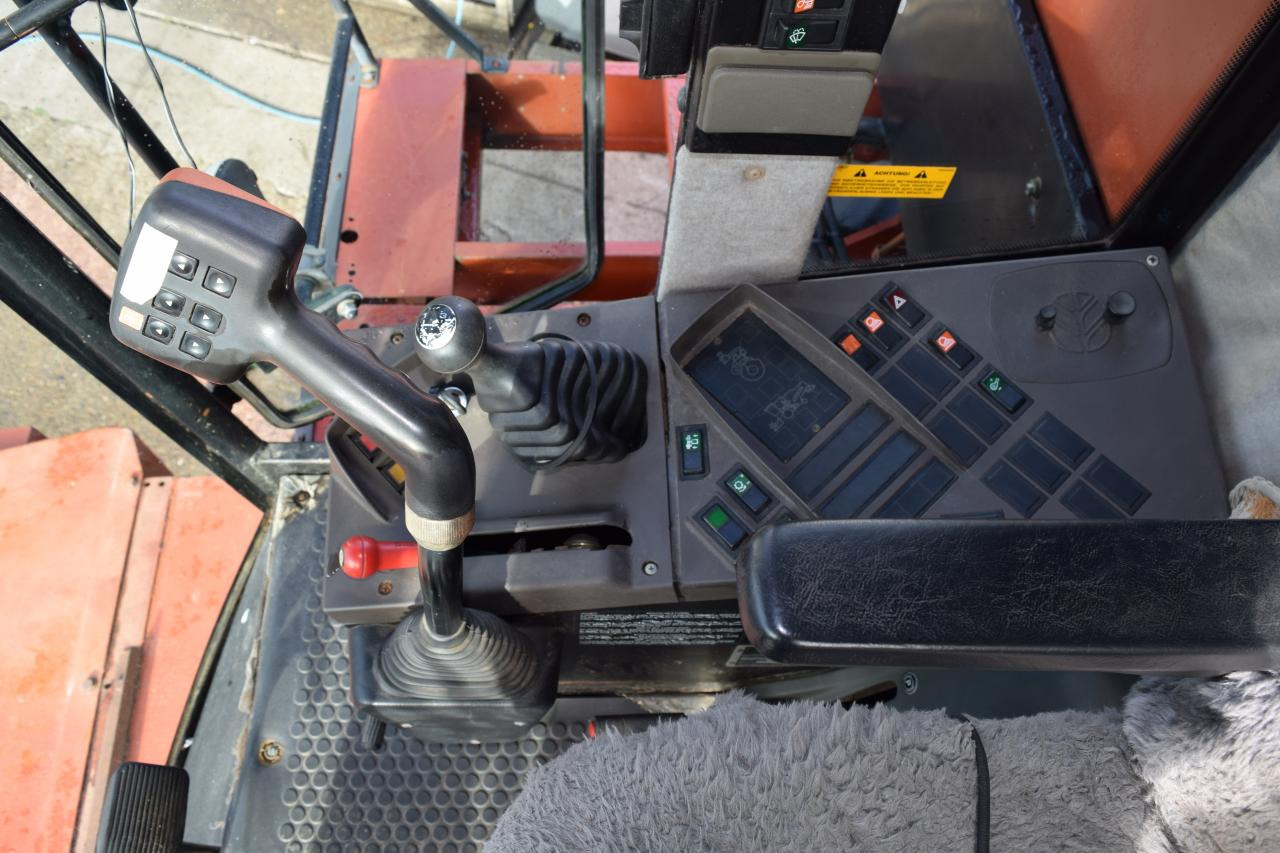 Kombinovani kombajn Laverda L624: slika 12