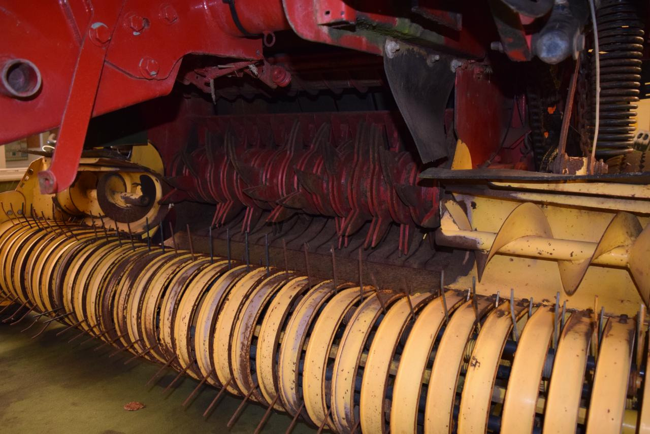 Lizing New Holland BR 750 CropCutter New Holland BR 750 CropCutter: slika 6