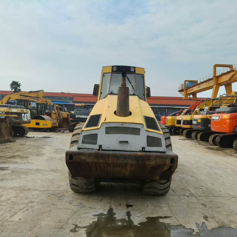 BOMAG BW226DH - Valjak za puteve: slika 3 BOMAG BW226DH - Valjak za puteve: slika 3
