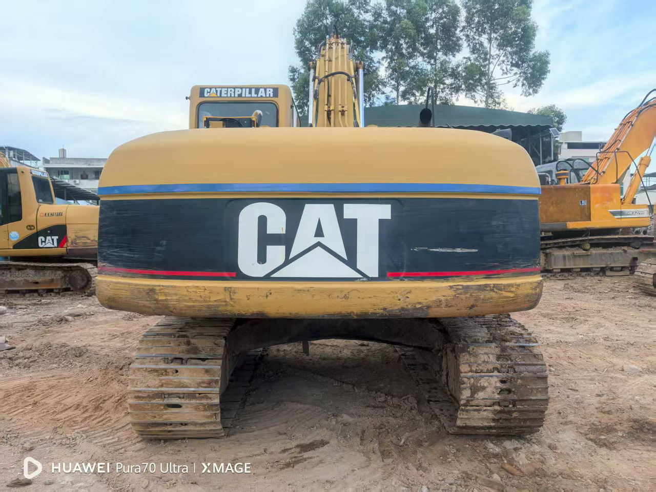CATERPILLAR 320C - Bager guseničar: slika 2 CATERPILLAR 320C - Bager guseničar: slika 2