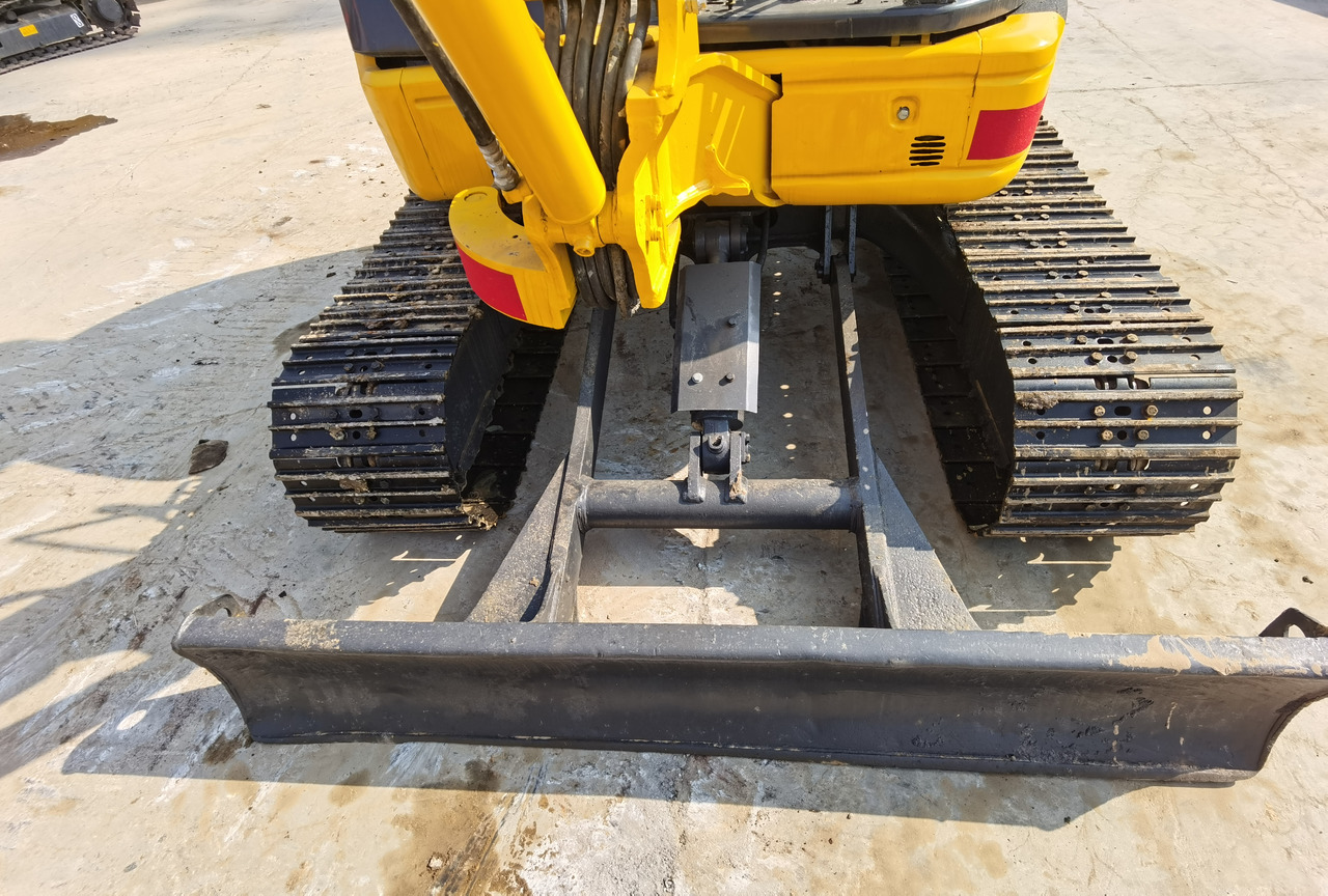 Mini bager CATERPILLAR PC40MR: slika 8