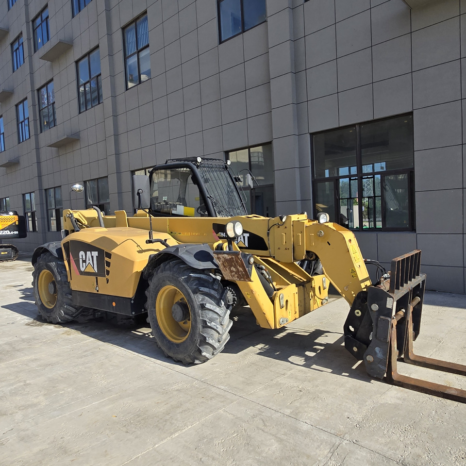 CATERPILLAR TH414 - Teleskopska platforma: slika 3 CATERPILLAR TH414 - Teleskopska platforma: slika 3