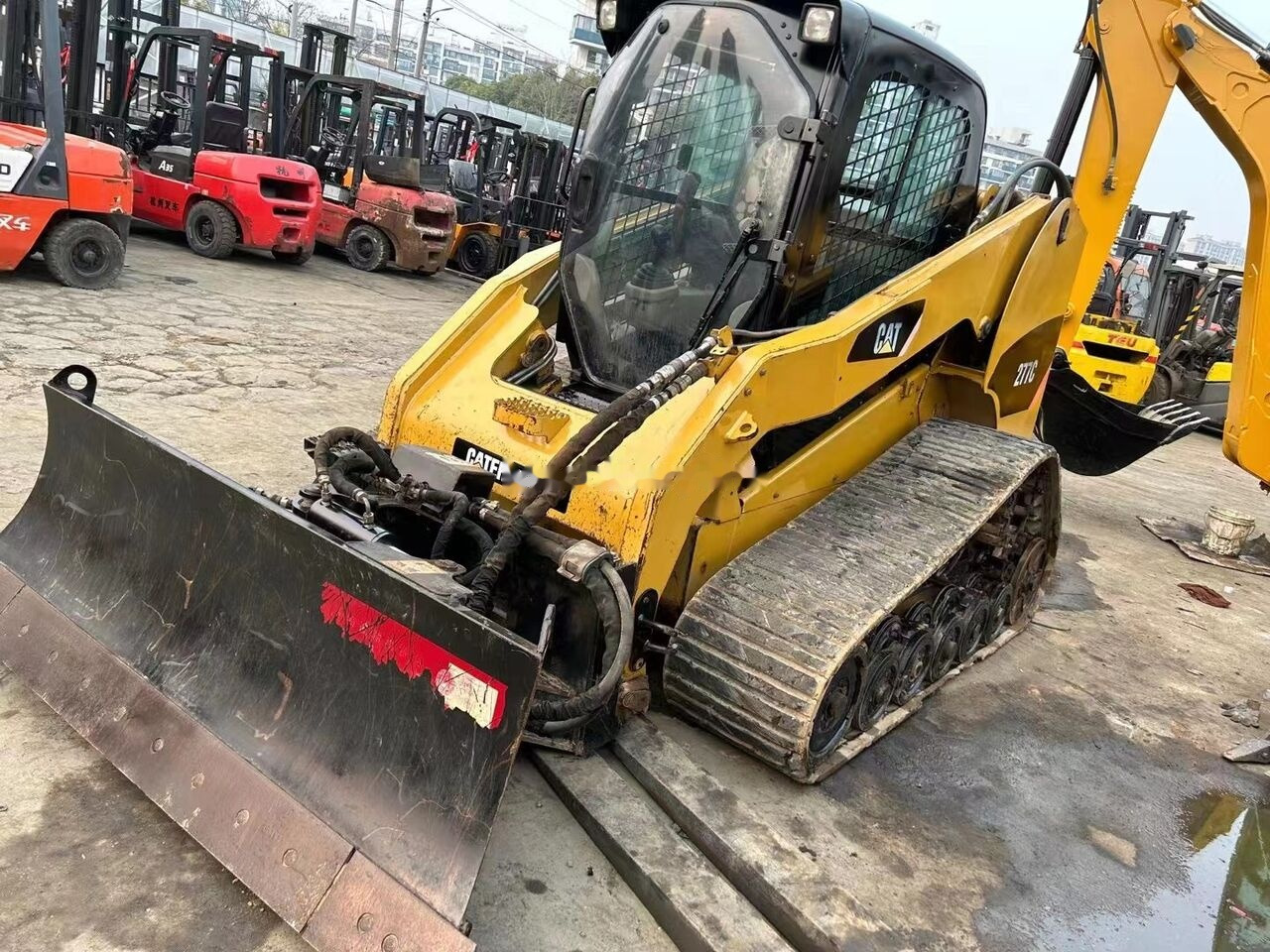 Mini utovarivač Caterpillar 246C: slika 9 Mini utovarivač Caterpillar 246C: slika 9