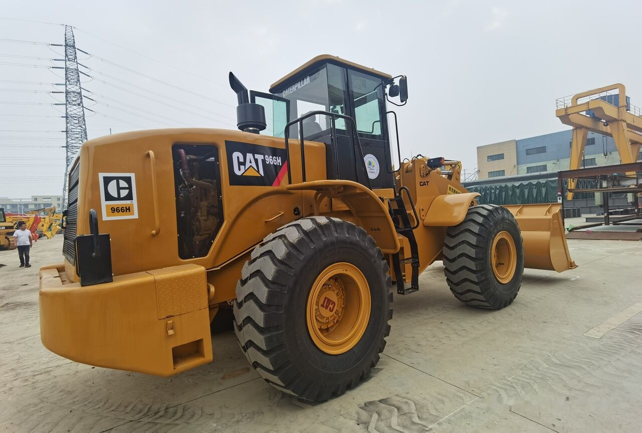 Caterpillar 966H - Utovarivač točkaš: slika 1 Caterpillar 966H - Utovarivač točkaš: slika 1