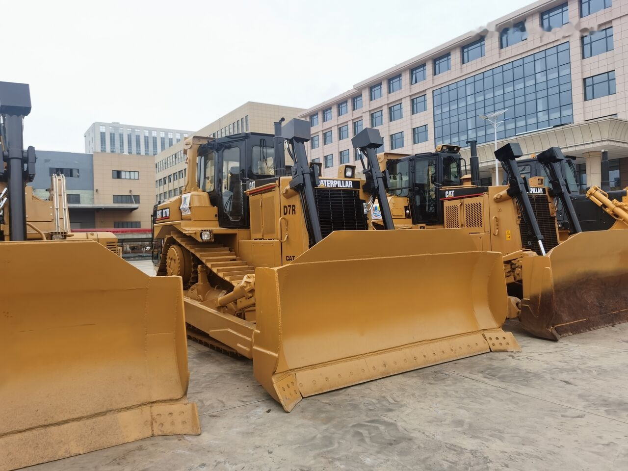 Lizing Caterpillar D7R Caterpillar D7R: slika 6 Lizing Caterpillar D7R Caterpillar D7R: slika 6