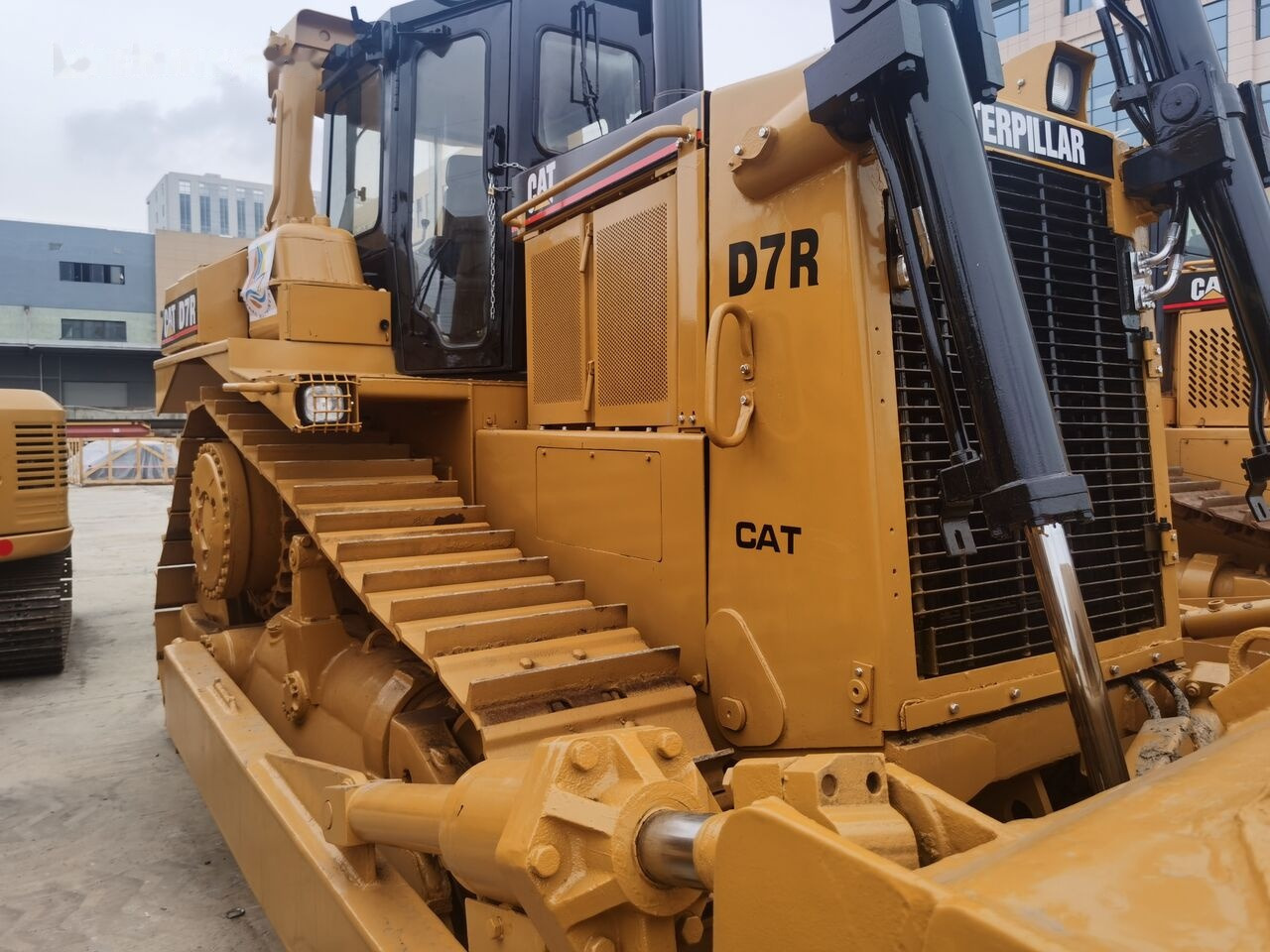 Lizing Caterpillar D7R Caterpillar D7R: slika 7 Lizing Caterpillar D7R Caterpillar D7R: slika 7