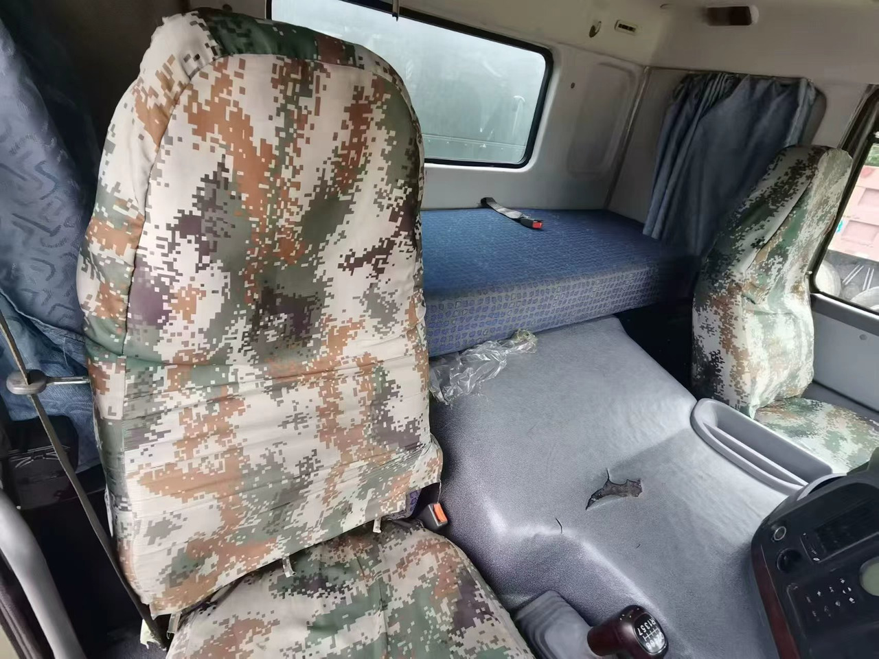 HOWO - Kamion cisterna: slika 4 HOWO - Kamion cisterna: slika 4