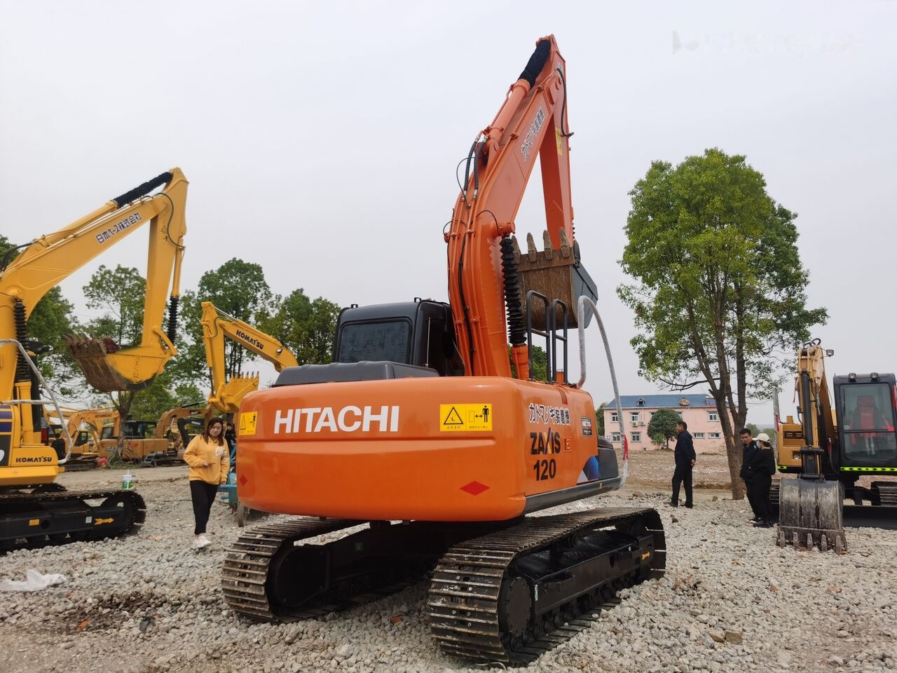 Hitachi ZX120 - Bager guseničar: slika 2 Hitachi ZX120 - Bager guseničar: slika 2