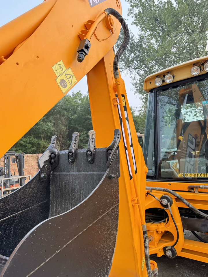 Lizing JCB 3CX JCB 3CX: slika 7