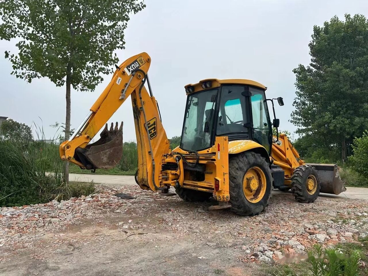 JCB 3CX - Bager utovarivač: slika 2 JCB 3CX - Bager utovarivač: slika 2