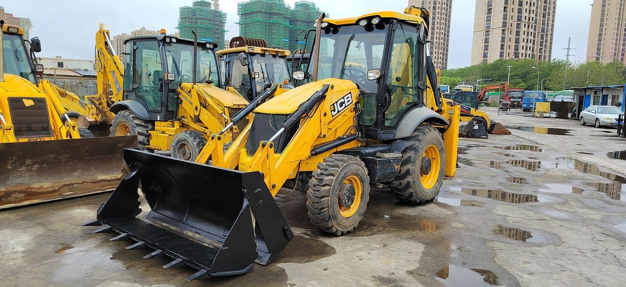 JCB 3CX - Bager utovarivač: slika 4 JCB 3CX - Bager utovarivač: slika 4